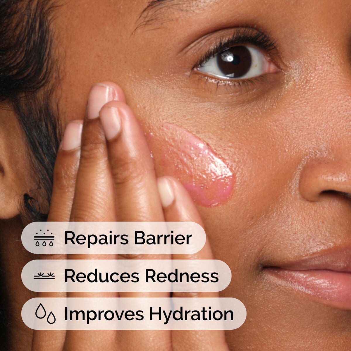 soothing-and-barrier-support-serum-s0 ord-soothing-barrier-support-serum-model-application-with-benefits.jpg